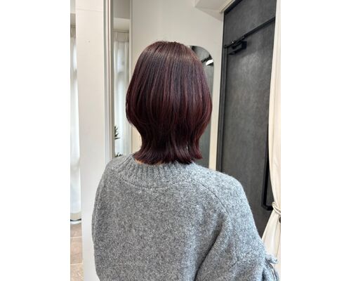 動きのあるレイヤースタイルで叶える、自然なお洒落感｜alana薬院店