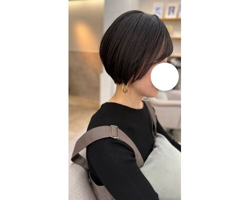 頭の形やお顔に合わせた大人ショートヘア｜伸びて四角く見えるシルエットを整える