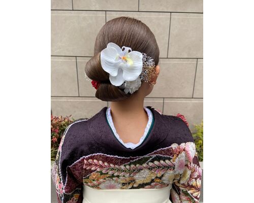 卒業式のヘアアレンジ｜袴や着物に合わせるヘアセットの参考に