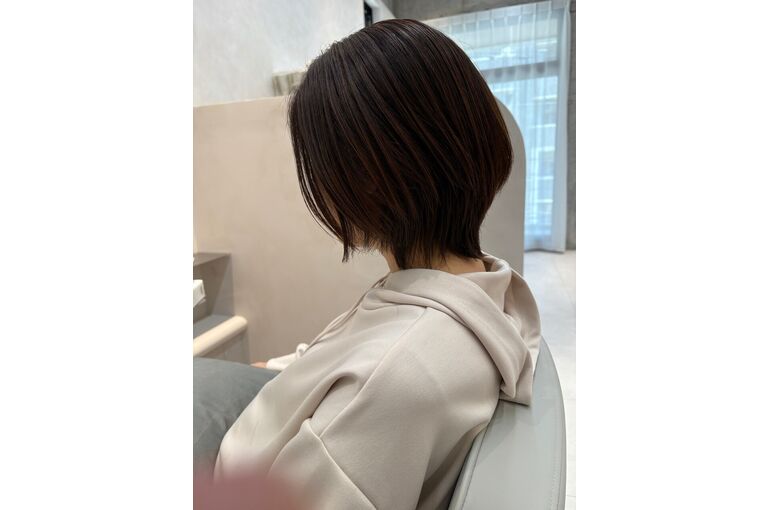 ショートからくびれレイヤーへ｜伸ばす過程も楽しむカット