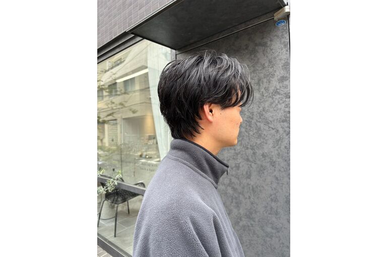 自然な毛流れで決まる｜メンズナチュラルパーマ