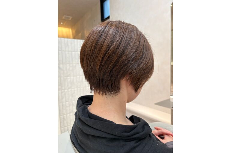 2ヶ月キープを目指す大人ショート｜骨格に合わせた丸みと動き