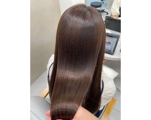髪の印象で８割決まる。艶と手触りの【髪質構築】