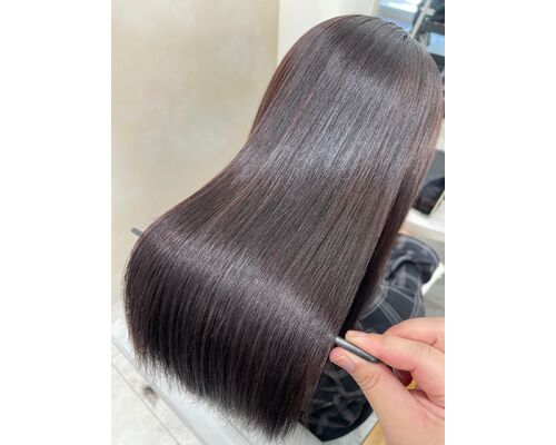 毎朝の髪ストレスをゼロに！【髪質改善縮毛矯正】