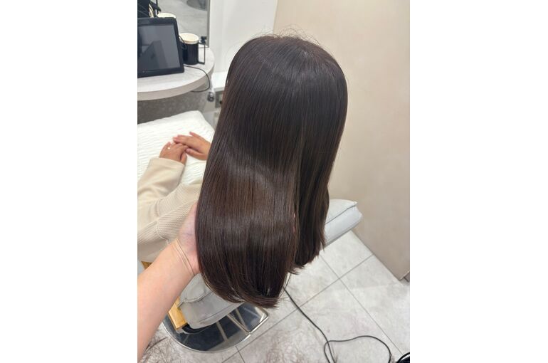 ナチュラルブラウン