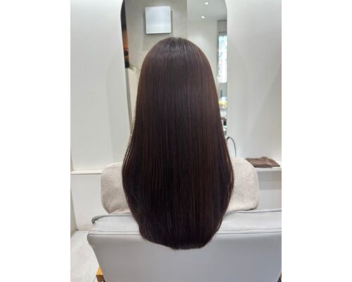 大きめウェーブもドライヤーのみでストレートヘアに