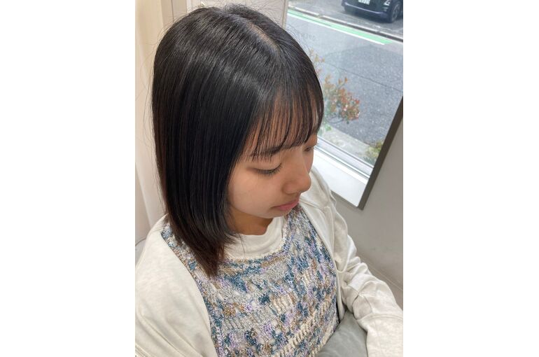 前髪がうねる方へ