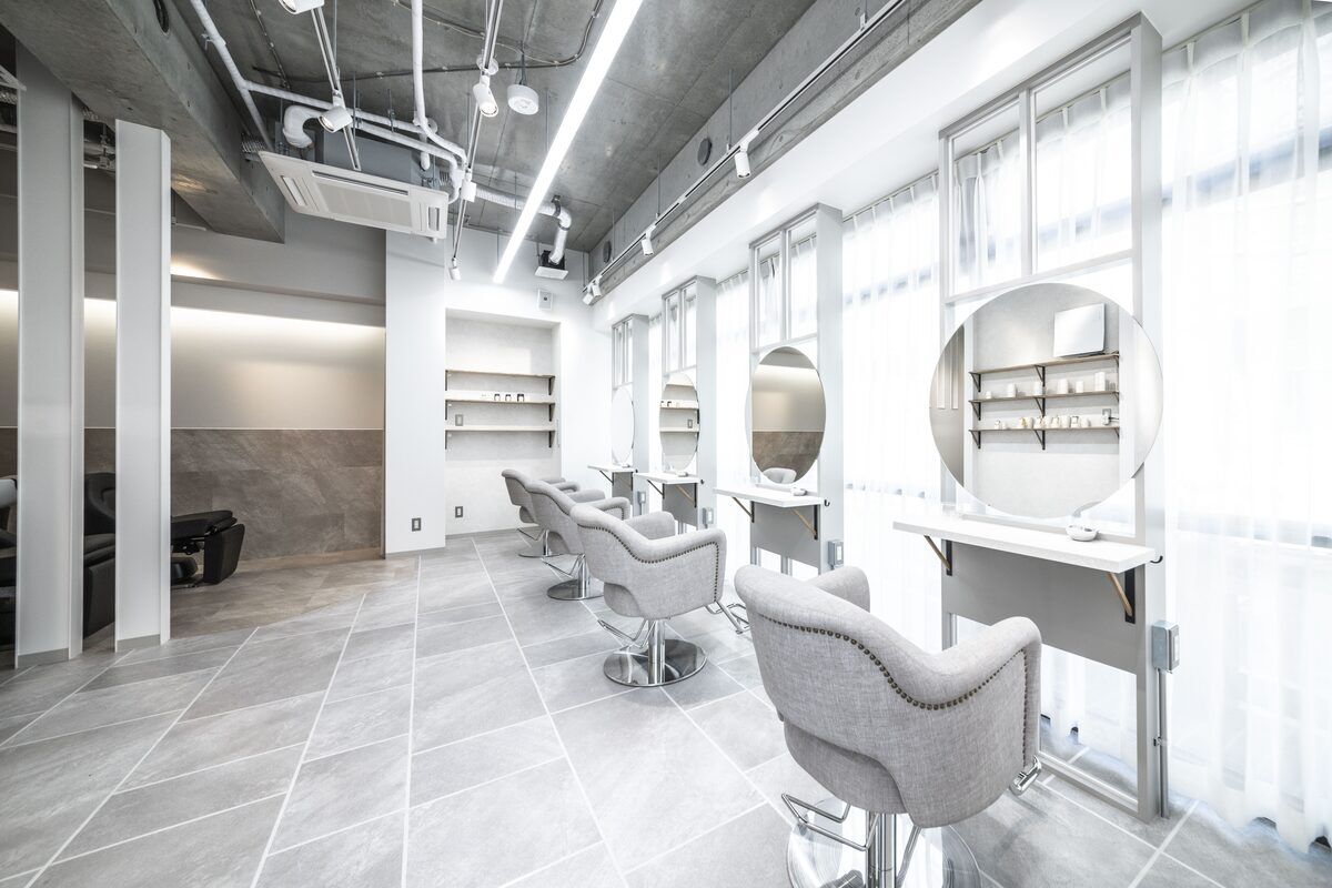 alana薬院店の店内2